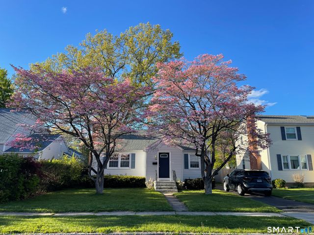 144 Edgemont Avenue, West Hartford, CT 06110
