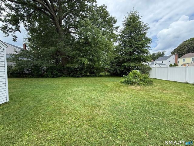 144 Edgemont Avenue, West Hartford, CT 06110