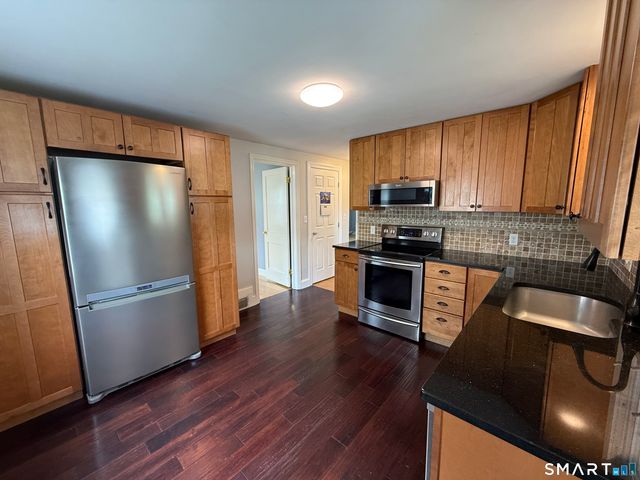 144 Edgemont Avenue, West Hartford, CT 06110