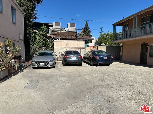 1816 Hillhurst Avenue, Los Angeles, CA 90027