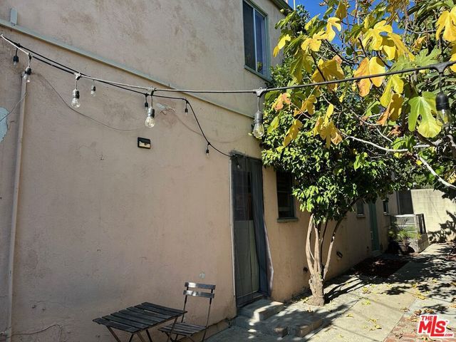 1816 Hillhurst Avenue, Los Angeles, CA 90027