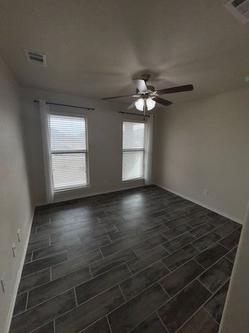 6905 Stetson Dr, Midland, TX 79705