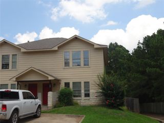 107 Yegua Circle, Huntsville, TX 77340