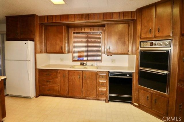 2121 Lake Side Drive 158, La Habra, CA 90631