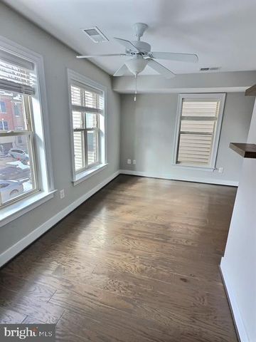 2179 HALF MOON PL NE, Washington, DC 20018