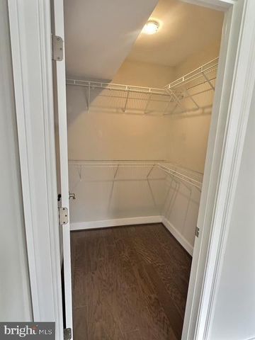 2179 HALF MOON PL NE, Washington, DC 20018