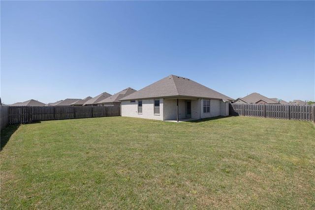 4405 W Anthem Drive, Fayetteville, AR 72704