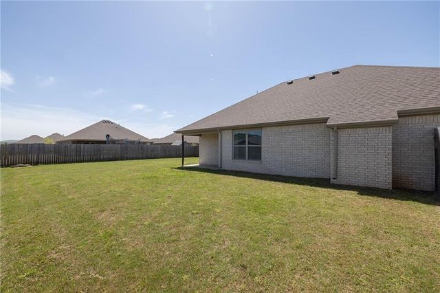 4405 W Anthem Drive, Fayetteville, AR 72704
