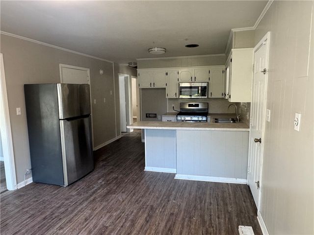 100 W Lincoln Street, Searcy, AR 72143