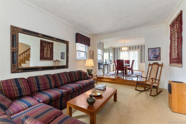 17519 74th Avenue, Fresh Meadows, NY 11366