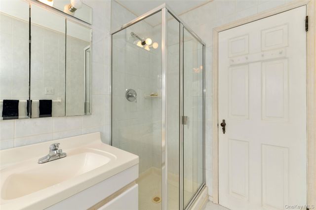 17519 74th Avenue, Fresh Meadows, NY 11366