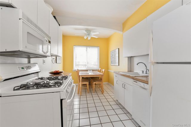 17519 74th Avenue, Fresh Meadows, NY 11366