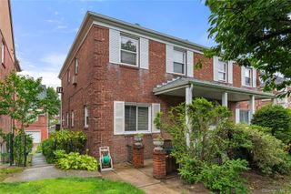 17519 74th Avenue, Fresh Meadows, NY 11366