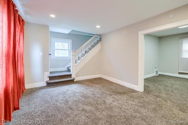 808 N Chevrolet Avenue, Flint, MI 48504