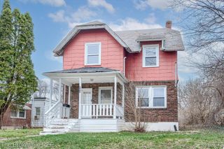 808 N Chevrolet Avenue, Flint, MI 48504