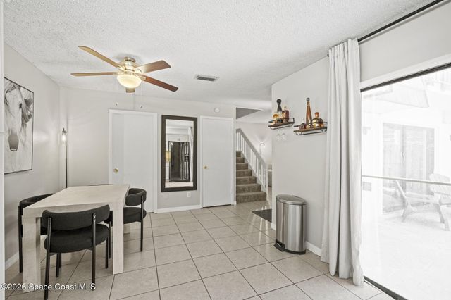 1812 Vista Oaks Circle NE, Palm Bay, FL 32905