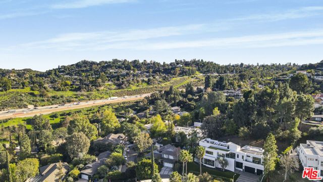 3690 Crownridge Drive, Sherman Oaks, CA 91403