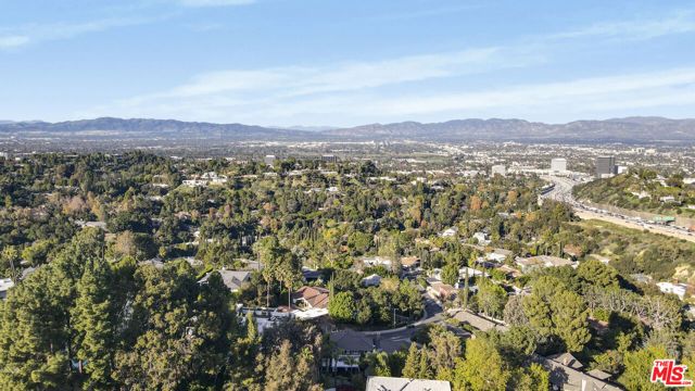 3690 Crownridge Drive, Sherman Oaks, CA 91403