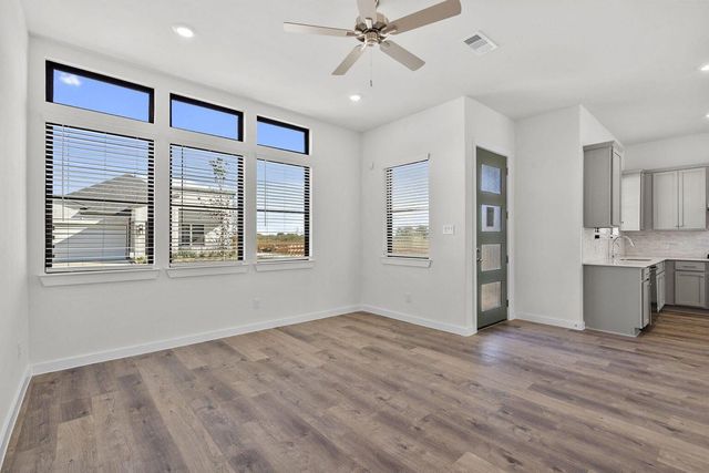 1103 Mercantile Street, Richmond, TX 77406