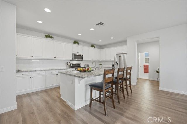 34712 Swan Valley Court, Murrieta, CA 92563