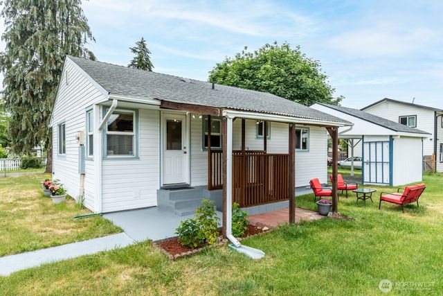 11711 12th Avenue S, Parkland, WA 98444