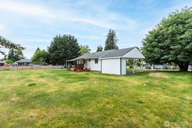 11711 12th Avenue S, Parkland, WA 98444