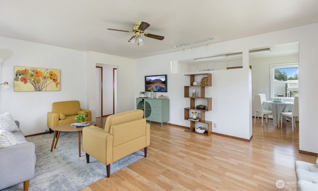 11711 12th Avenue S, Parkland, WA 98444