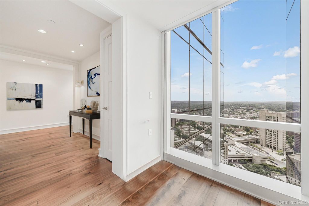 1 Renaissance Square 37B, White Plains, NY 10601 — exterior