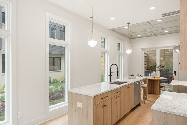 1721 6th Ave N Unit 11, Nashville, TN 37208