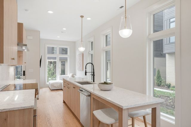 1721 6th Ave N Unit 11, Nashville, TN 37208