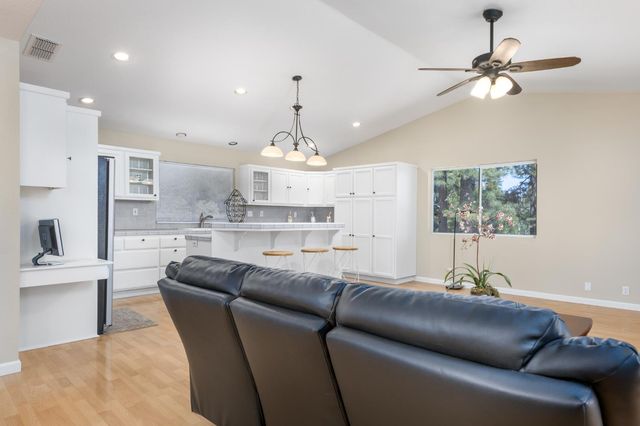 5709 Wildrose Dr, Grizzly Flats, CA 95636