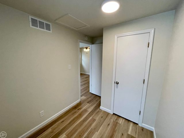 1624 Howard Street, Port Huron, MI 48060