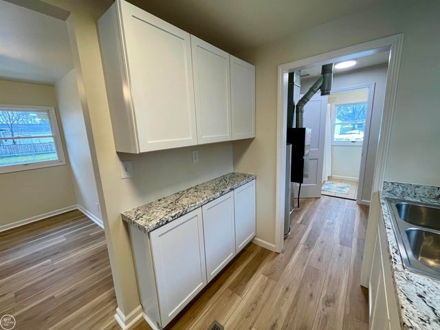 1624 Howard Street, Port Huron, MI 48060