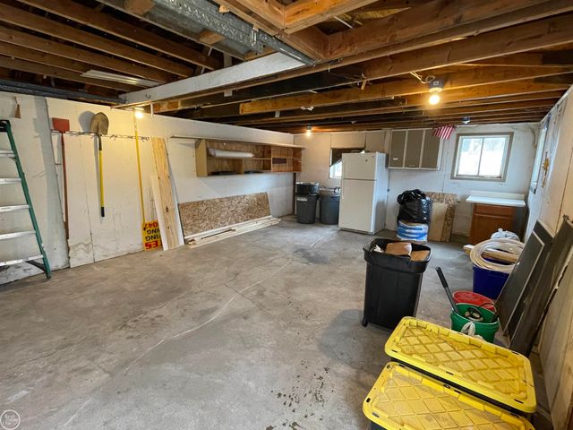 1624 Howard Street, Port Huron, MI 48060