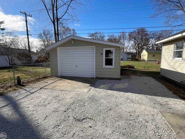 1624 Howard Street, Port Huron, MI 48060