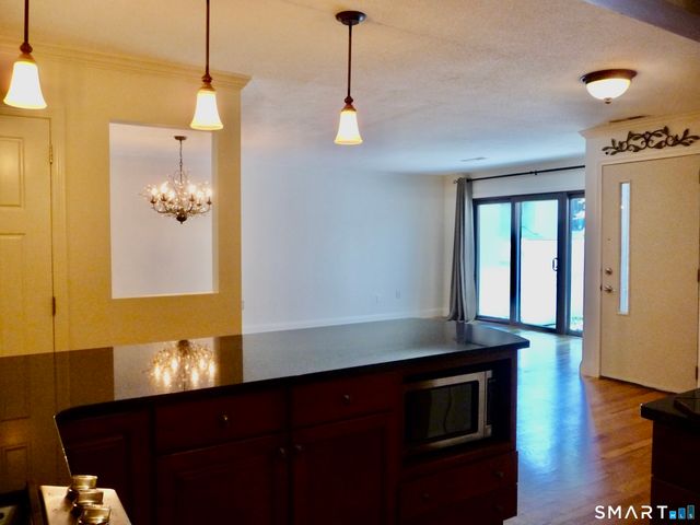 4 Quarry Corner 4, Ridgefield, CT 06877