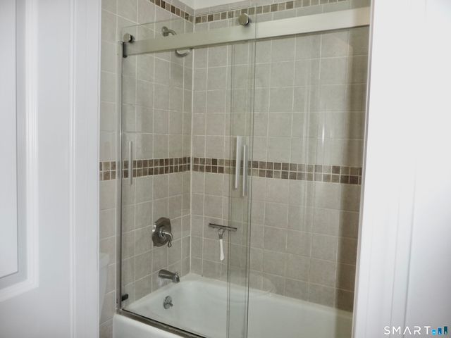 4 Quarry Corner 4, Ridgefield, CT 06877