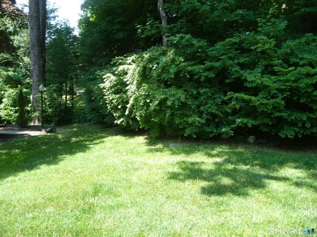 4 Quarry Corner 4, Ridgefield, CT 06877