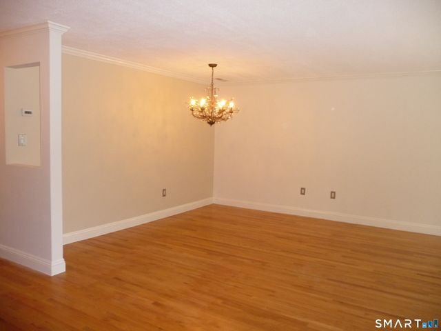 4 Quarry Corner 4, Ridgefield, CT 06877