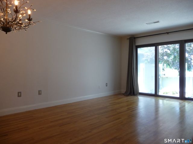 4 Quarry Corner 4, Ridgefield, CT 06877
