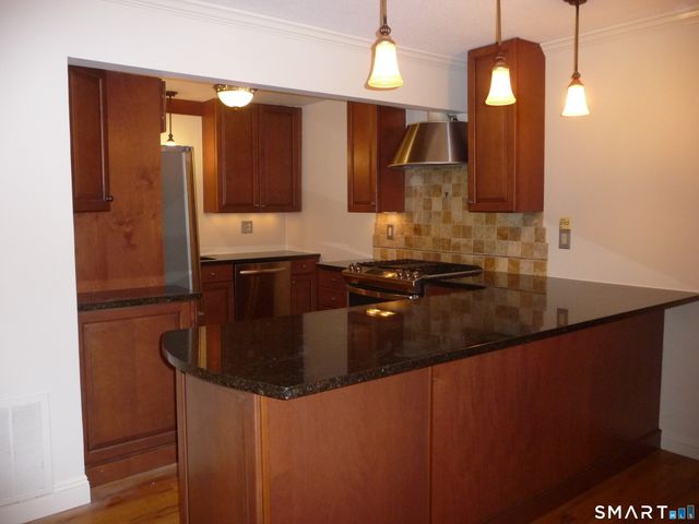 4 Quarry Corner 4, Ridgefield, CT 06877