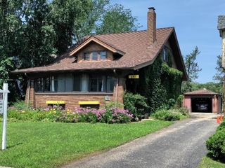 440 South Street, Elgin, IL 60123
