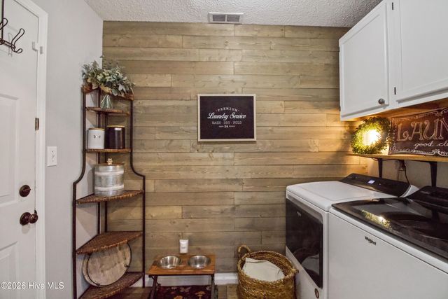 110 Cottage Lane, Jacksonville, NC 28546