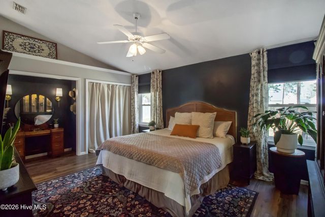 110 Cottage Lane, Jacksonville, NC 28546