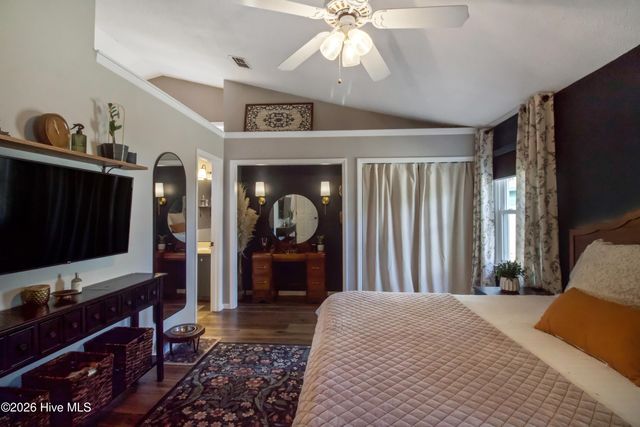 110 Cottage Lane, Jacksonville, NC 28546