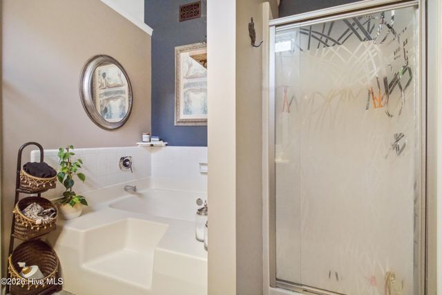 110 Cottage Lane, Jacksonville, NC 28546