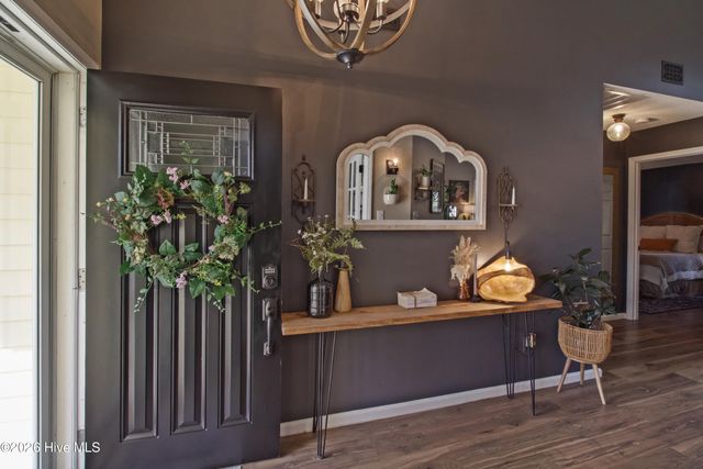 110 Cottage Lane, Jacksonville, NC 28546