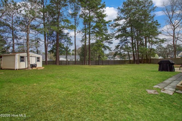 110 Cottage Lane, Jacksonville, NC 28546