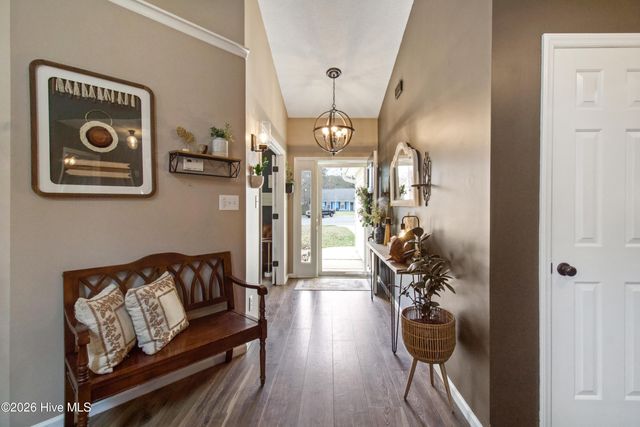 110 Cottage Lane, Jacksonville, NC 28546