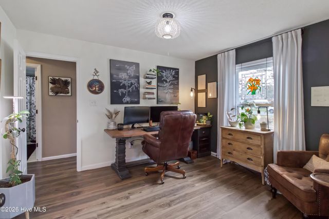 110 Cottage Lane, Jacksonville, NC 28546